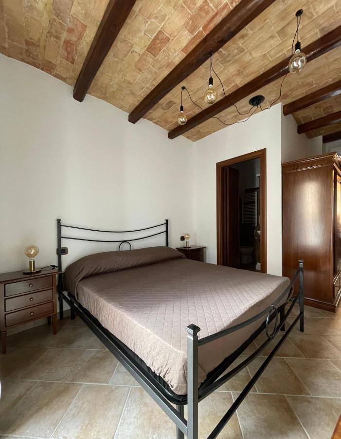 La Vie En Rose Bed & Breakfast Fondi Ngoại thất bức ảnh