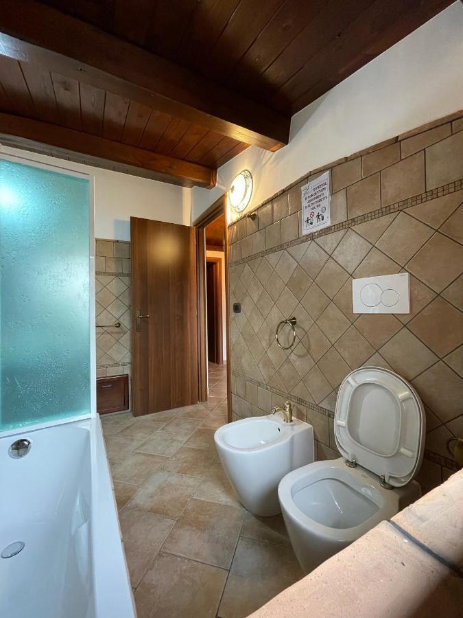 La Vie En Rose Bed & Breakfast Fondi Ngoại thất bức ảnh